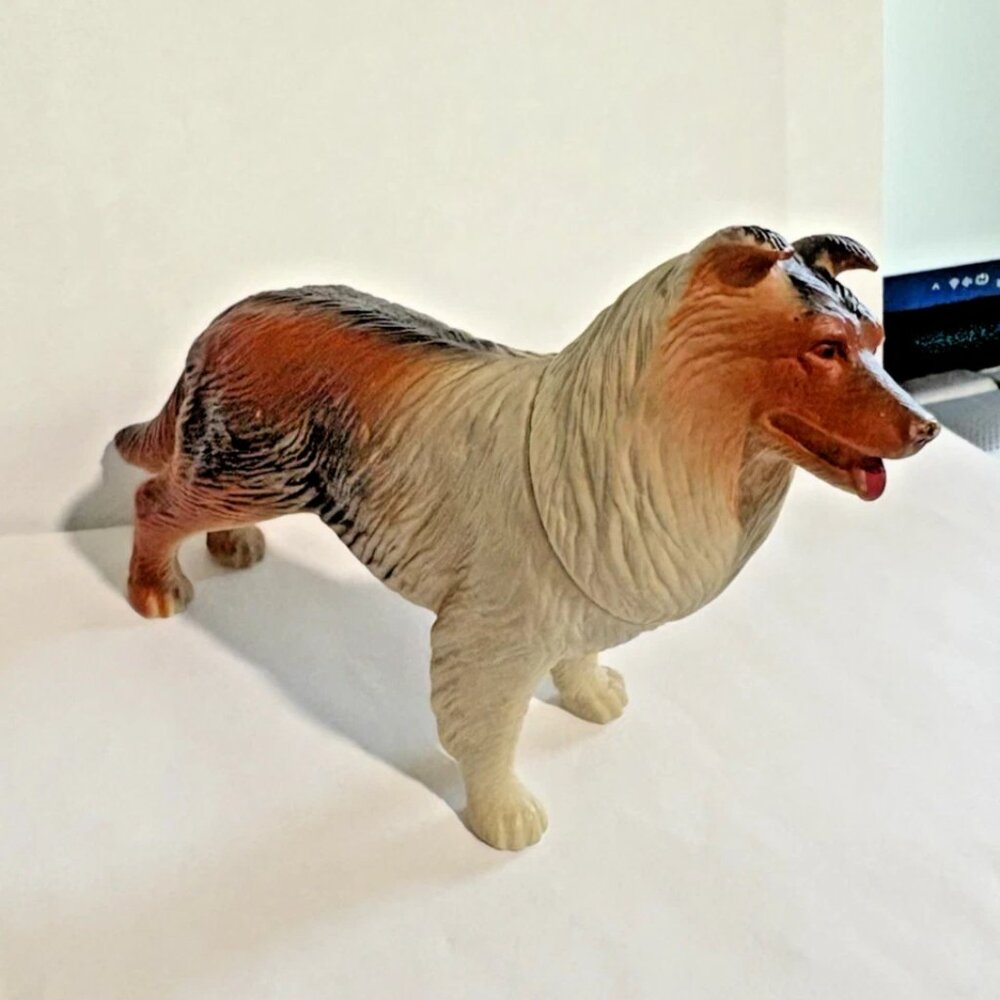 Vintage Collie Dog Figurine Pet Moving Head Hard Plastic